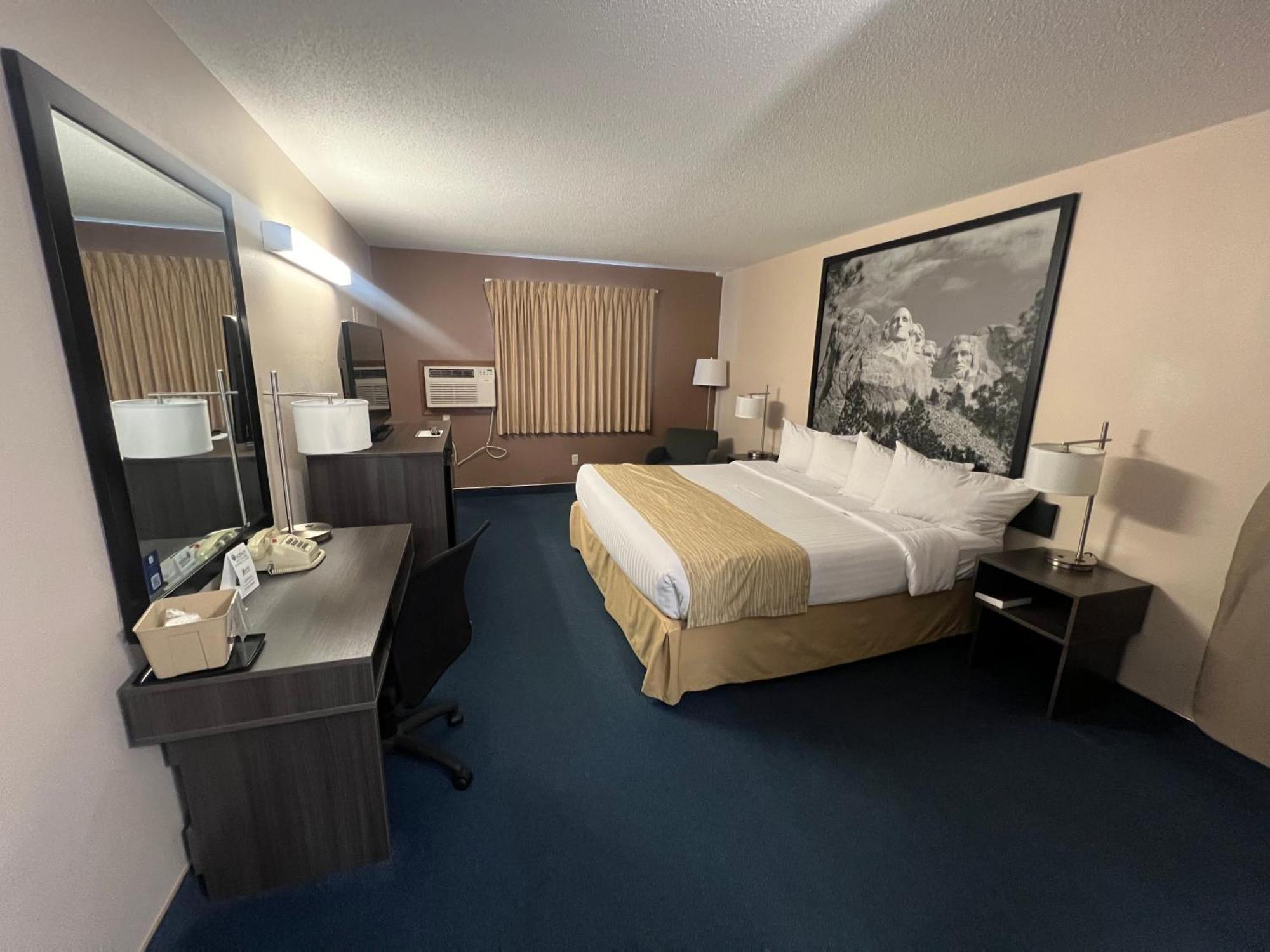Super 8 By Wyndham Sturgis Hotel Buitenkant foto