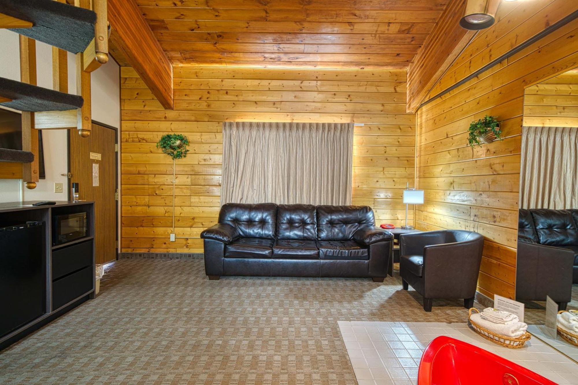 Super 8 By Wyndham Sturgis Hotel Buitenkant foto