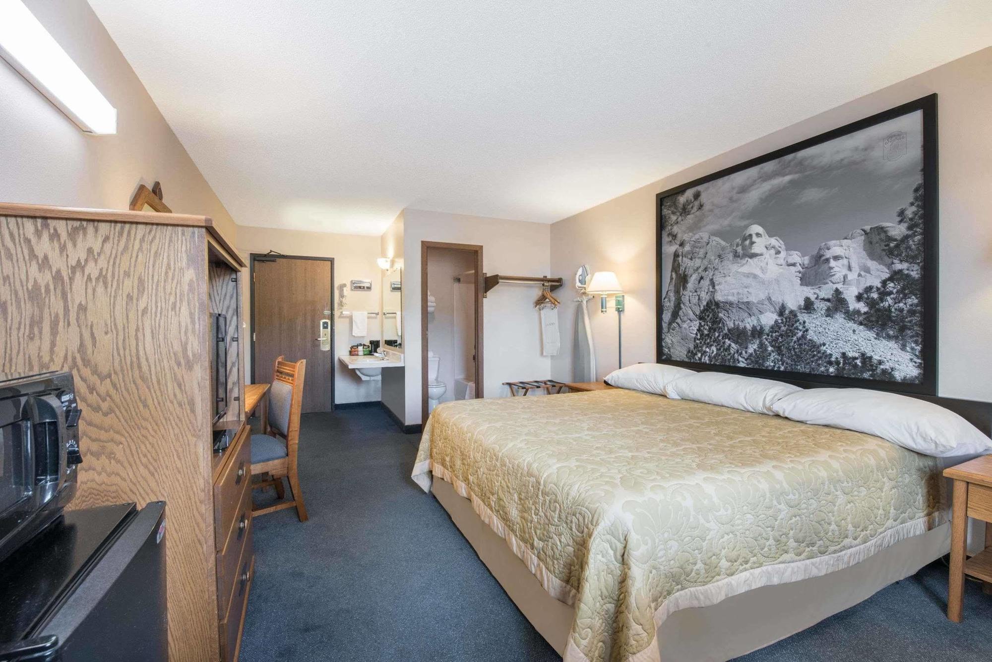 Super 8 By Wyndham Sturgis Hotel Buitenkant foto